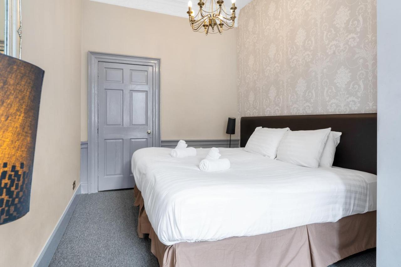 Unique 2 Bedroom Castle Suite Apartment - Near Edinburgh Castle & Royal Mile Buitenkant foto