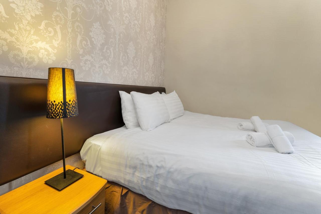Unique 2 Bedroom Castle Suite Apartment - Near Edinburgh Castle & Royal Mile Buitenkant foto